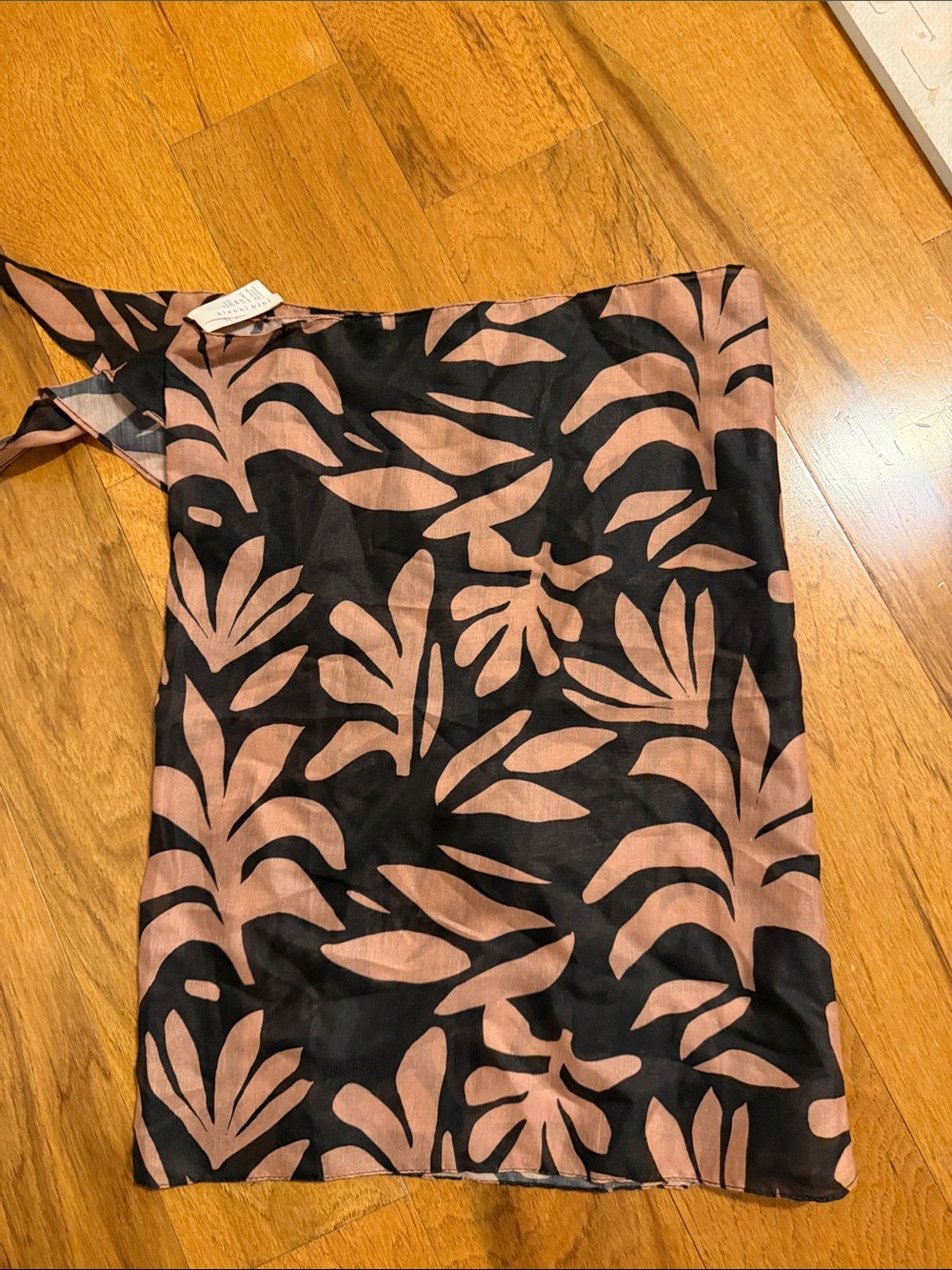 Gianni Bini swim cover wrap